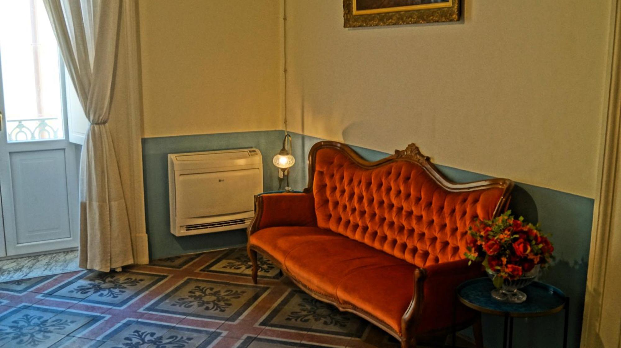 Historical Suites Vvm Лече Екстериор снимка